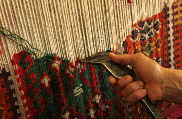 imgae consisting of reweaving and patching